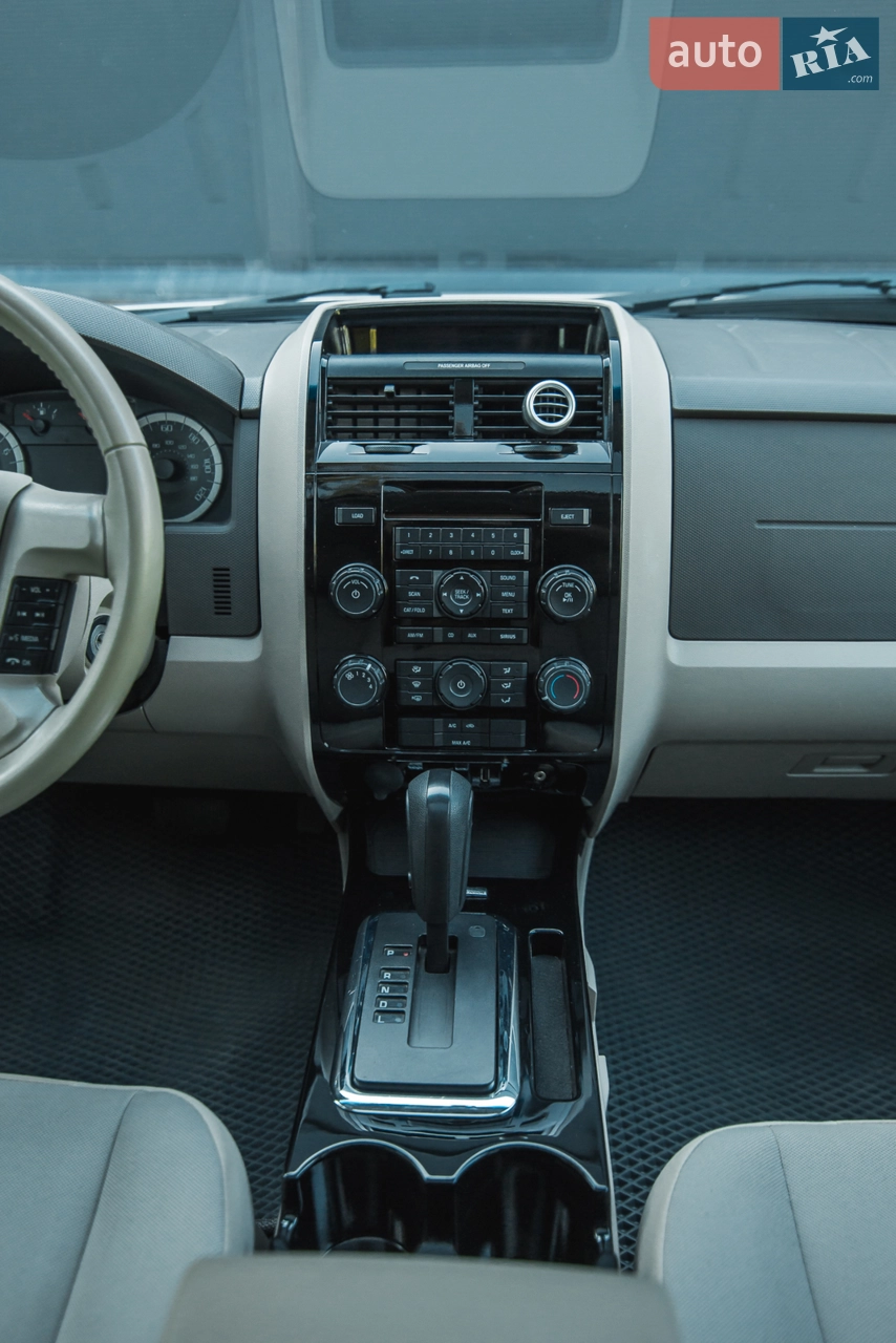 2011 Ford Escape - мініатюра 17