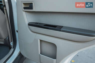 Позашляховик / Кросовер Ford Escape 2011 в Дніпрі