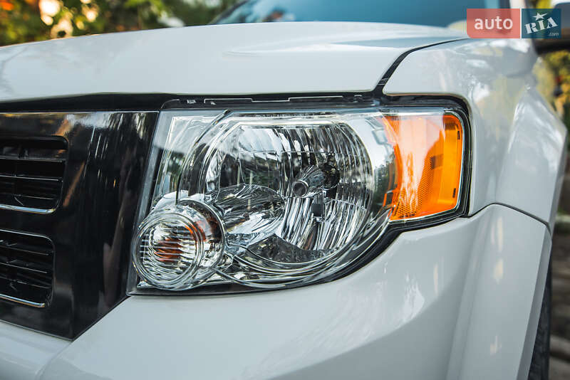 Внедорожник / Кроссовер Ford Escape 2011 в Днепре