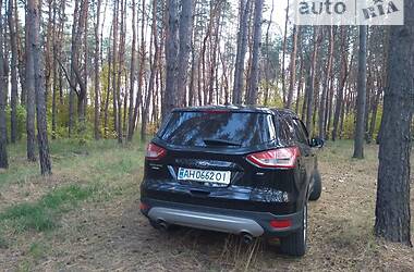 Внедорожник / Кроссовер Ford Escape 2015 в Славянске