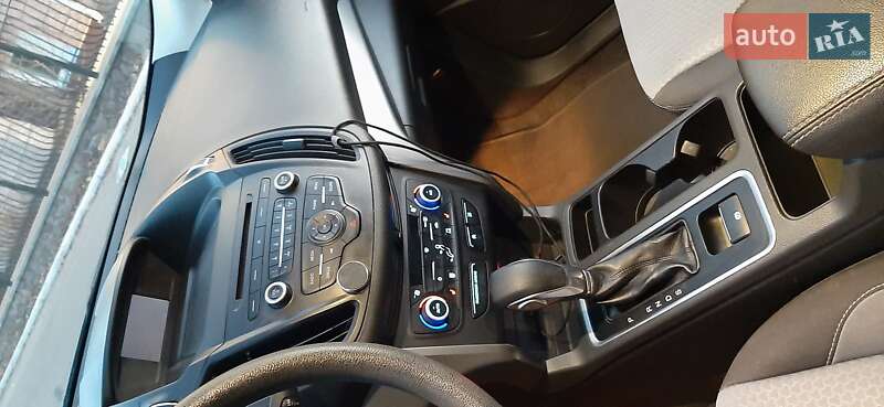 Внедорожник / Кроссовер Ford Escape 2018 в Киеве фото 6 Внедорожник / Кроссовер Ford Escape 2018 в Киеве