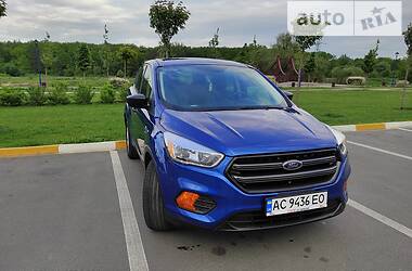 Позашляховик / Кросовер Ford Escape 2017 в Києві