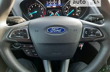 Позашляховик / Кросовер Ford Escape 2017 в Нетішині