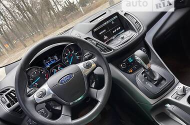 Внедорожник / Кроссовер Ford Escape 2013 в Пятихатках