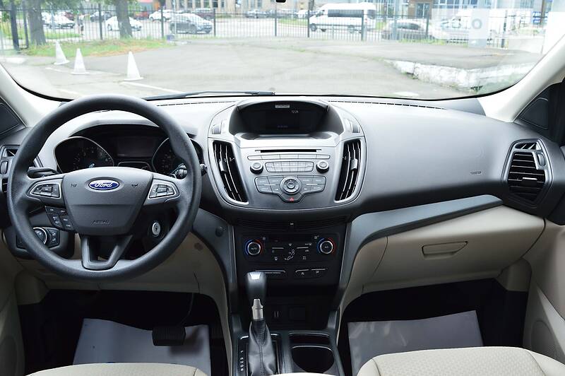 Позашляховик / Кросовер Ford Escape 2016 в Києві