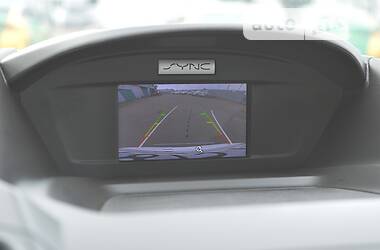Внедорожник / Кроссовер Ford Escape 2016 в 