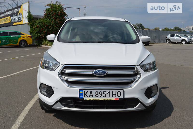 Позашляховик / Кросовер Ford Escape 2016 в Києві