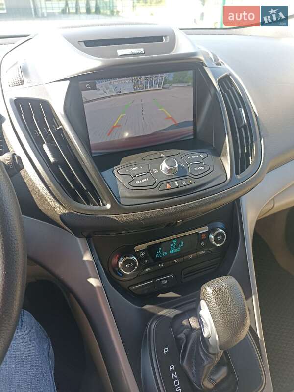 Внедорожник / Кроссовер Ford Escape 2014 в Каменке-Бугской