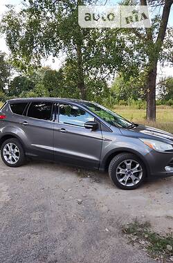 Внедорожник / Кроссовер Ford Escape 2012 в 