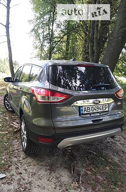 Внедорожник / Кроссовер Ford Escape 2012 в 