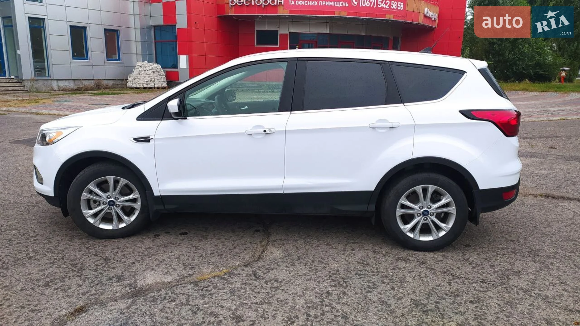 2019 Ford Escape - мініатюра 3