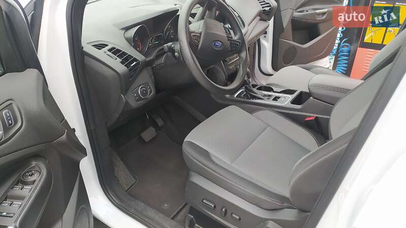 Внедорожник / Кроссовер Ford Escape 2019 в Краматорске