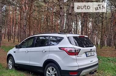 Внедорожник / Кроссовер Ford Escape 2018 в Запорожье