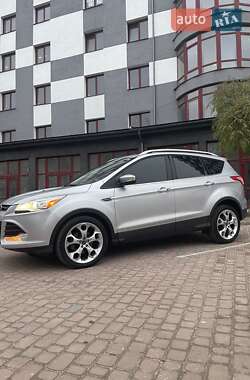 Внедорожник / Кроссовер Ford Escape 2015 в 