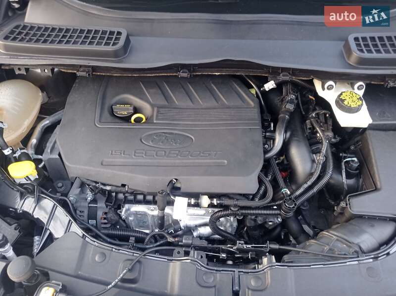 Внедорожник / Кроссовер Ford Escape 2017 в Змиеве