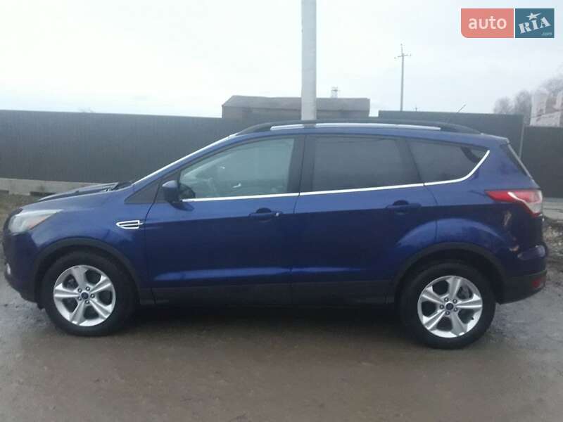 Позашляховик / Кросовер Ford Escape 2014 в Івано-Франківську