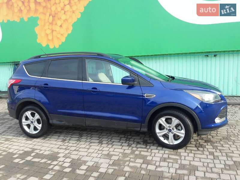 Позашляховик / Кросовер Ford Escape 2014 в Івано-Франківську