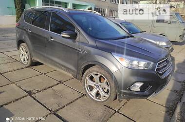 Позашляховик / Кросовер Ford Escape 2017 в Харкові