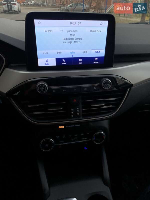 Внедорожник / Кроссовер Ford Escape 2020 в Сумах