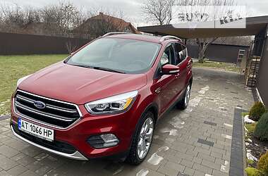 Позашляховик / Кросовер Ford Escape 2019 в Коломиї