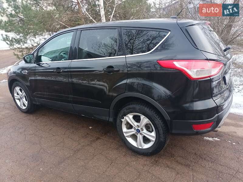 Внедорожник / Кроссовер Ford Escape 2013 в Чернигове