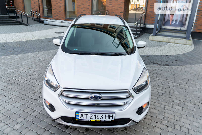Внедорожник / Кроссовер Ford Escape 2018 в Коломые