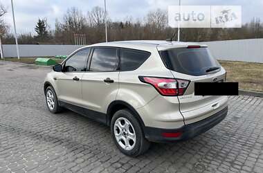 Позашляховик / Кросовер Ford Escape 2017 в Бердичеві