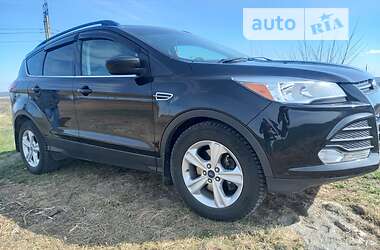Внедорожник / Кроссовер Ford Escape 2014 в 