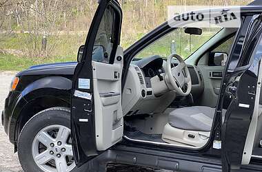 Внедорожник / Кроссовер Ford Escape 2008 в 