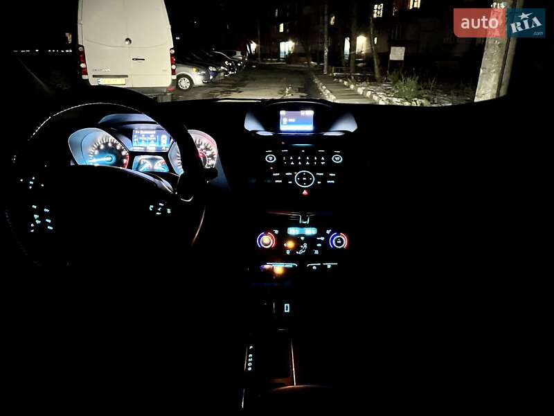 Внедорожник / Кроссовер Ford Escape 2017 в Запорожье