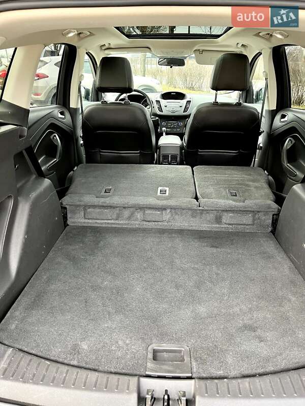 Внедорожник / Кроссовер Ford Escape 2017 в Запорожье