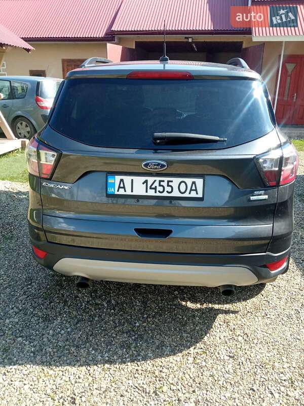 Внедорожник / Кроссовер Ford Escape 2018 в Косове