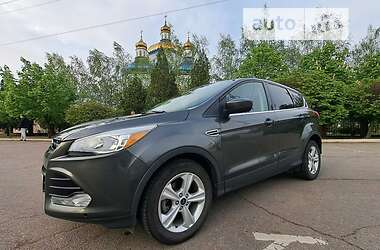 Внедорожник / Кроссовер Ford Escape 2015 в Кривом Роге