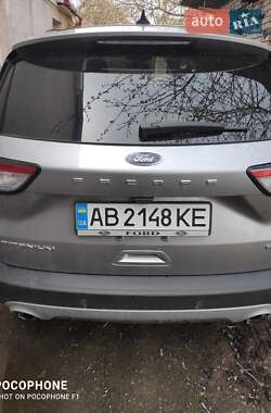 Внедорожник / Кроссовер Ford Escape 2021 в 