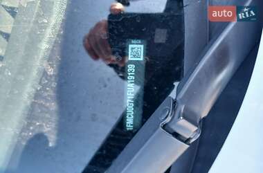 Внедорожник / Кроссовер Ford Escape 2014 в 