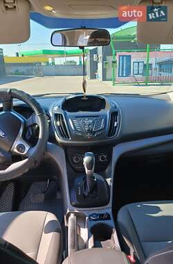 Внедорожник / Кроссовер Ford Escape 2014 в 