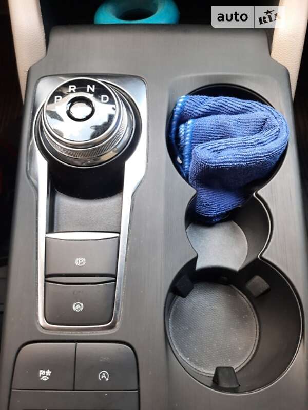 Внедорожник / Кроссовер Ford Escape 2020 в Запорожье