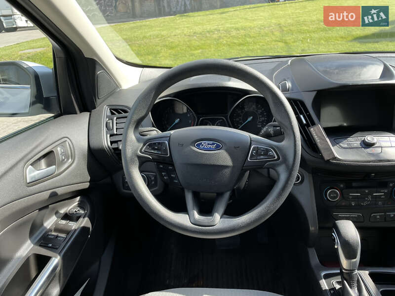 Позашляховик / Кросовер Ford Escape 2019 в Львові