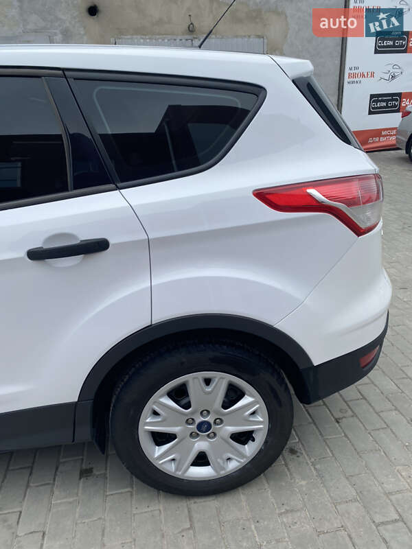 Внедорожник / Кроссовер Ford Escape 2014 в Сумах