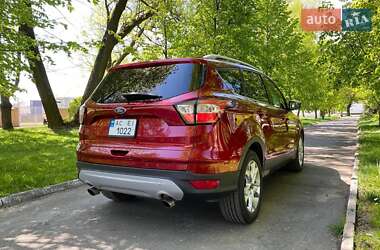 Внедорожник / Кроссовер Ford Escape 2015 в 