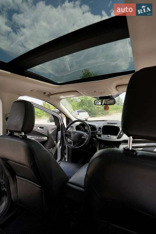 Внедорожник / Кроссовер Ford Escape 2018 в Кременчуге