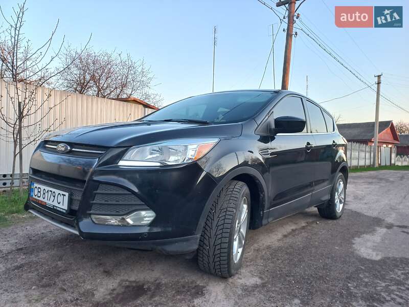 Внедорожник / Кроссовер Ford Escape 2015 в Городне