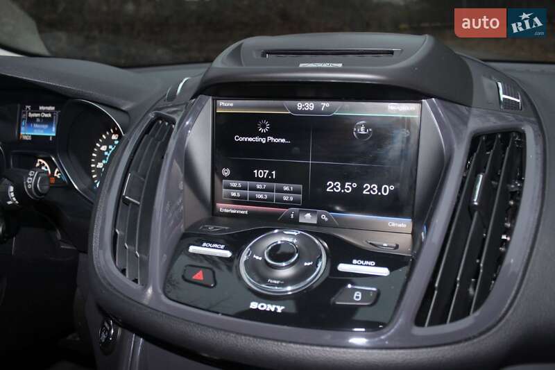 Внедорожник / Кроссовер Ford Escape 2013 в Хмельницком