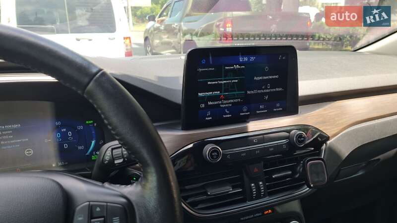 Внедорожник / Кроссовер Ford Escape 2019 в Киеве