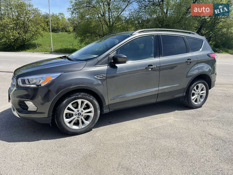 Внедорожник / Кроссовер Ford Escape 2017 в Киеве фото 7 Внедорожник / Кроссовер Ford Escape 2017 в Киеве