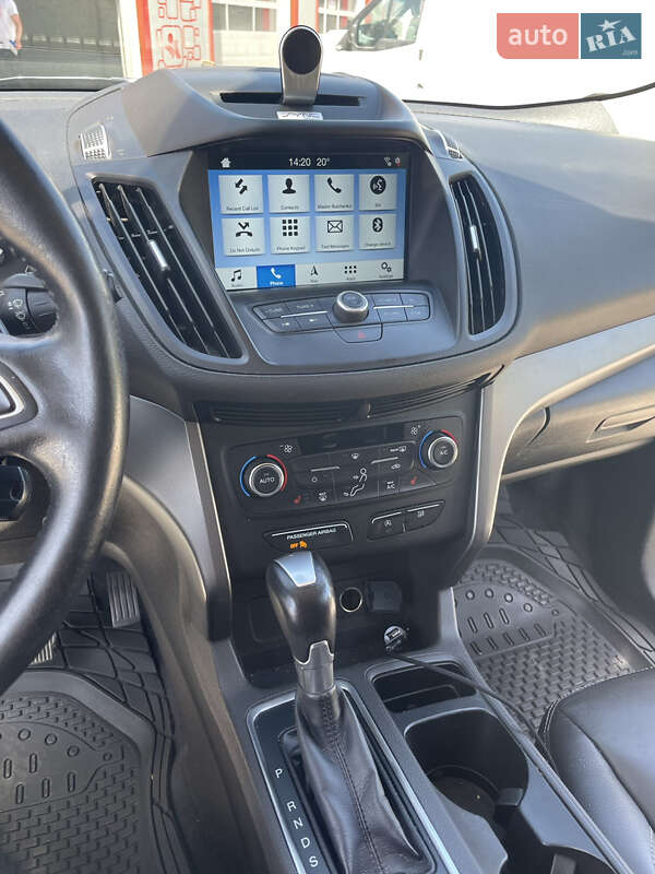 Внедорожник / Кроссовер Ford Escape 2017 в Киеве фото 15 Внедорожник / Кроссовер Ford Escape 2017 в Киеве