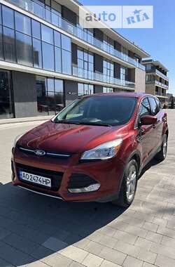 Внедорожник / Кроссовер Ford Escape 2015 в Ужгороде