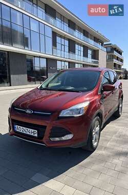 Внедорожник / Кроссовер Ford Escape 2015 в 