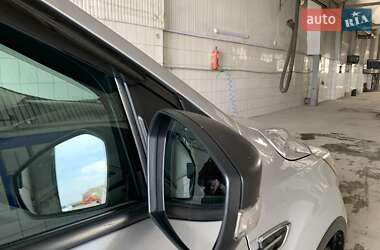 Внедорожник / Кроссовер Ford Escape 2017 в Киеве