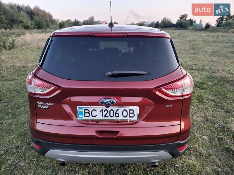 Внедорожник / Кроссовер Ford Escape 2016 в Шептицькому